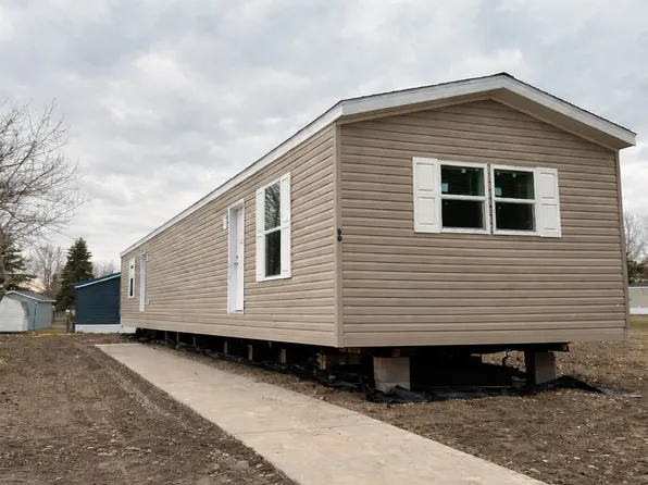 32 Camelot Lane Site #90, Rice Lake, WI 54868