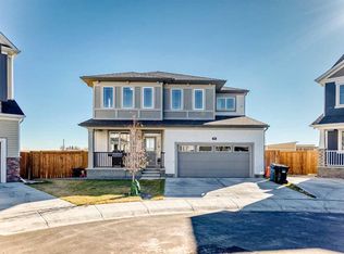 99 W Cityline Point NE, Calgary, AB T3N2H6