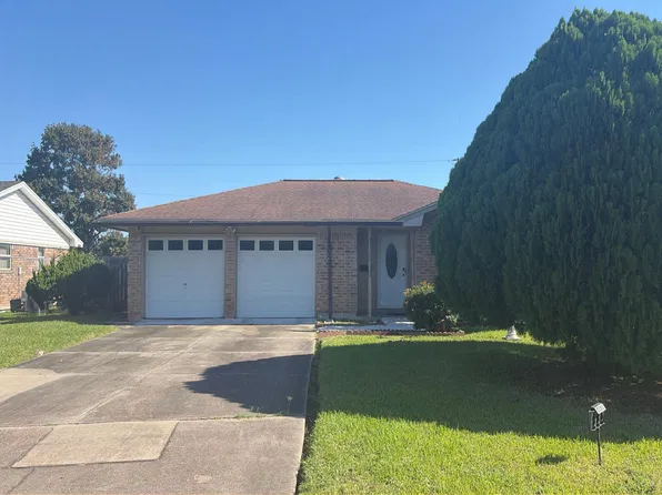 1300 Vera Dr, Port Arthur, TX 77642