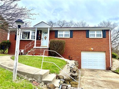 320 McKenzie Dr, Pittsburgh, PA, 15235