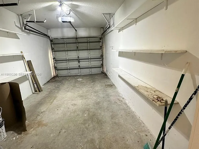9102 SW 113th Place Cir E — Photo 19