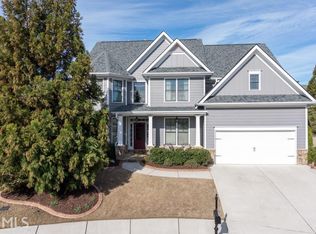 2944 Perimeter Cir, Buford, GA 30519