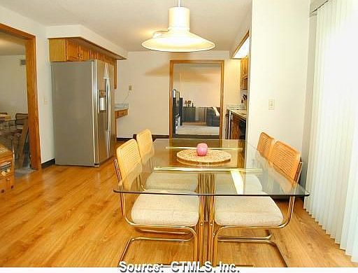 4th image of 89 Tall Pines Ln