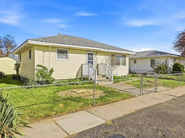 444 S Almira Ave, Connell, WA 99326