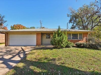 5151 S Madison Ave, Tulsa, OK, 74105