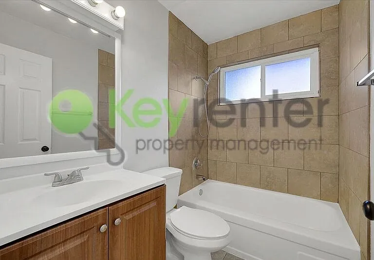 5731 Blachly Way #4 — Photo 8