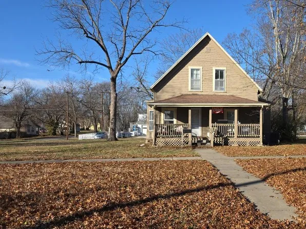 632 S Cherry St, Ottawa, KS 66067