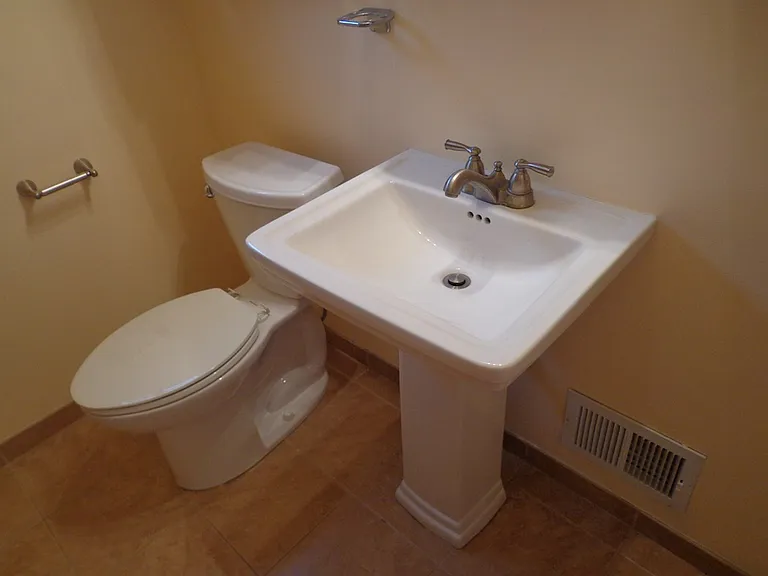 29144 Mark Ave — Photo 3