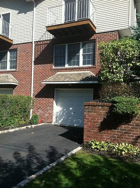 1st image of 175 Manorhaven Blvd #H