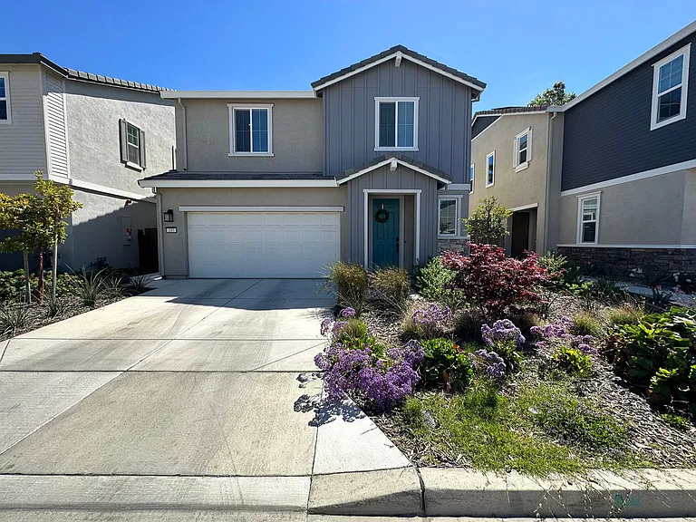 237 Agata Way — Photo 1