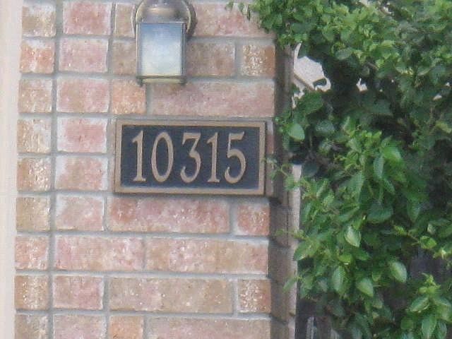 2nd image of 10315 Artesia Wls