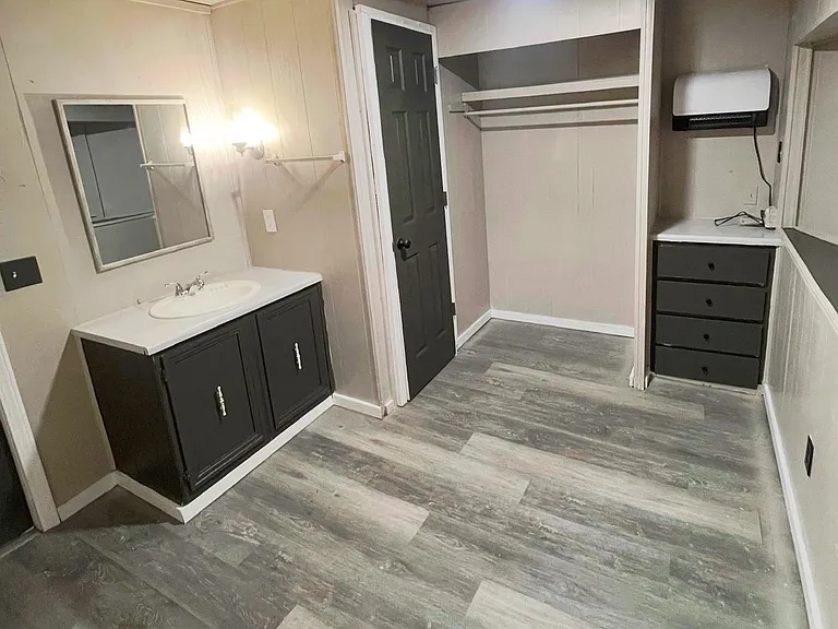 36 Birchwood Ct #11 — Photo 2