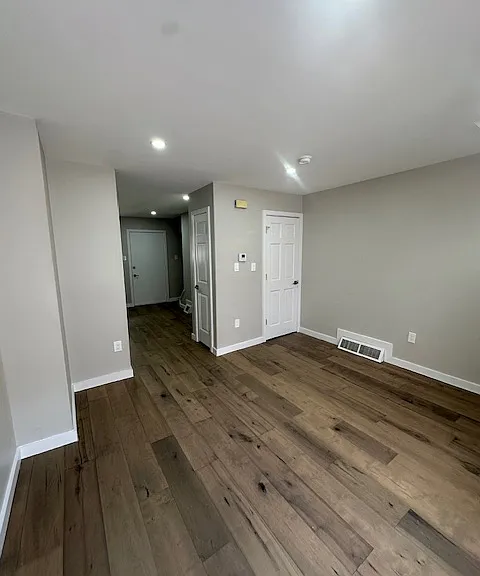 2723 Sears St — Photo 18