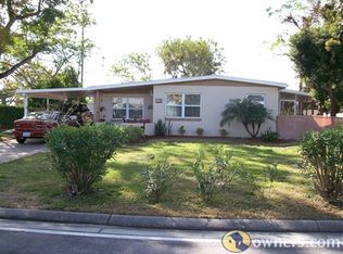 140 Palmetto Cir NE, Port Charlotte, FL 33952