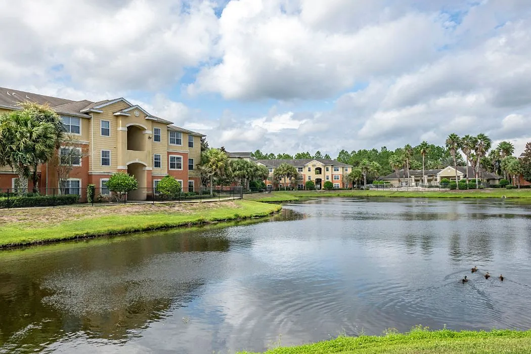 Pine Meadows Apartments — Photo 3