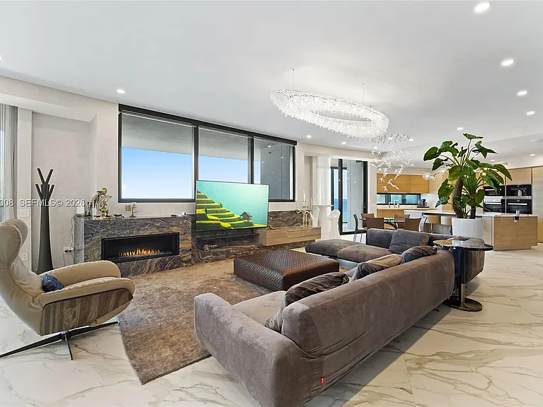 18555 Collins Ave #2201 — Photo 4