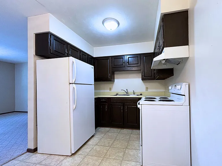 601 Oak Glen Dr #7 — Photo 4