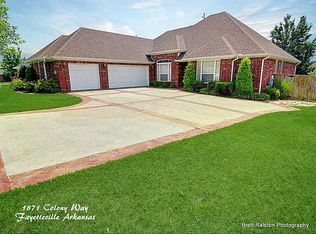 1871 N Colony Way, Fayetteville, AR 72704