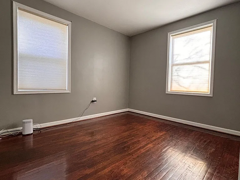 Rosemary Ln — Photo 19