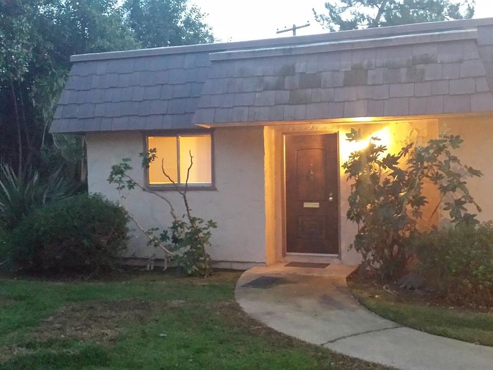 2nd image of 6112 Via Casitas