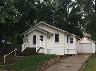 3908 N 70th Cir, Omaha, NE 68104