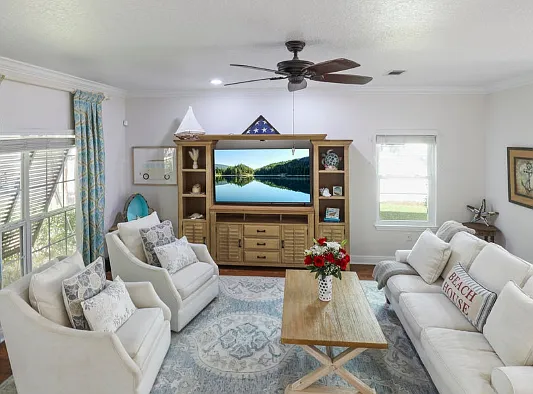 Spacious Living Area