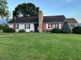 2152 Pikes Peak Rd, Allenwood, PA 17810