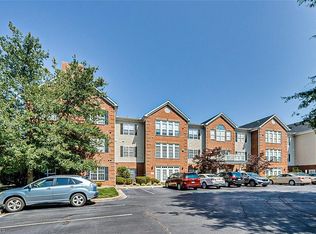 522 College Rd APT 203, Greensboro, NC 27410