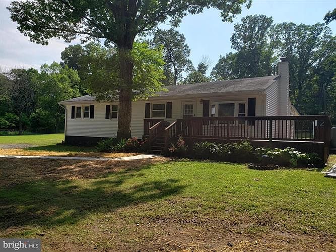 1st image of 6520 Pinewood Ln