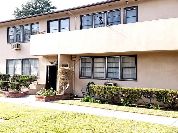 2nd image of 823-827 Huntington Dr