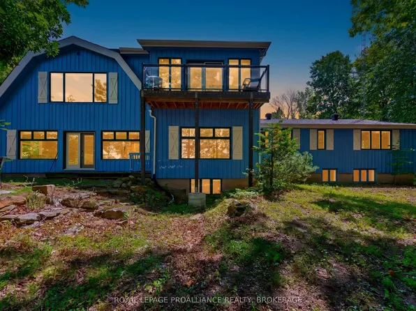 2300 County Road 32, Leeds And The Thousand Islands, ON K7G 2V3