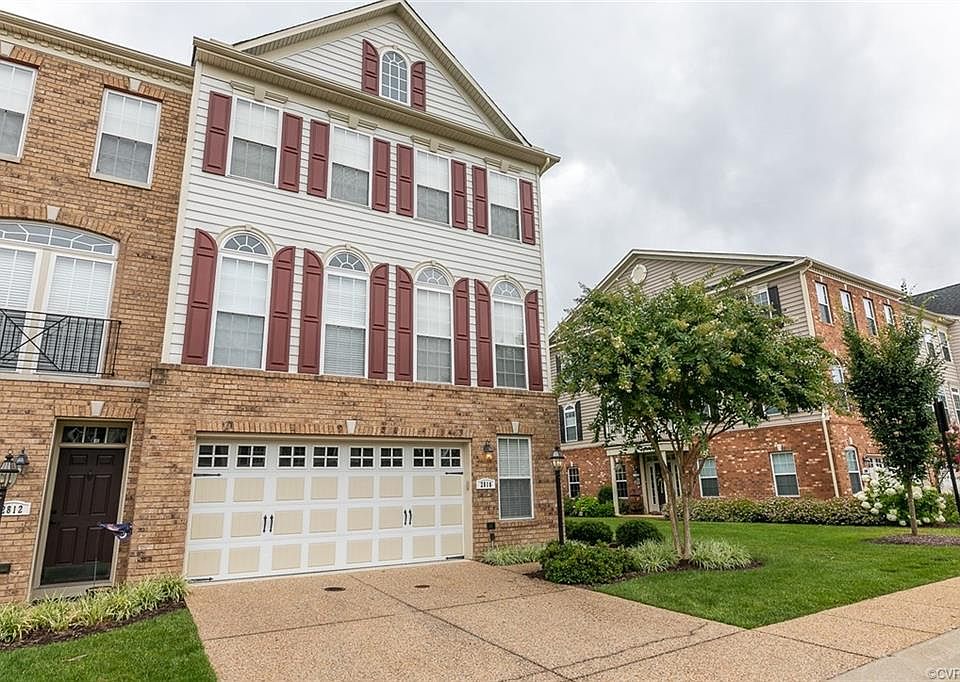 1st image of 2810 Murano Way