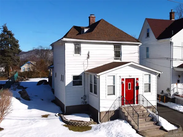 14 Lake Street, Highland Falls, NY 10928