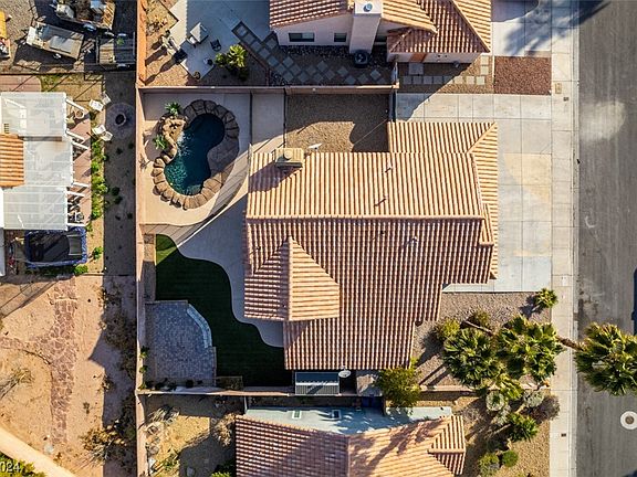 4th image of 7440 Falcon Rock Dr