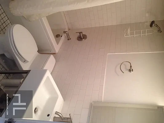 Rented by Highline Residential | media 3