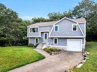 35 Blueberry Hill Rd, Woburn, MA 01801