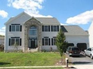 31 Hayden Cir, Reading, PA 19606