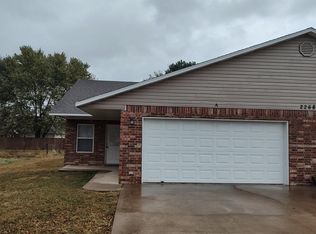 2268 Danielle Dr #A, Fayetteville, AR 72701