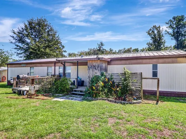 232 W Arm Dr, Wewahitchka, FL 32465
