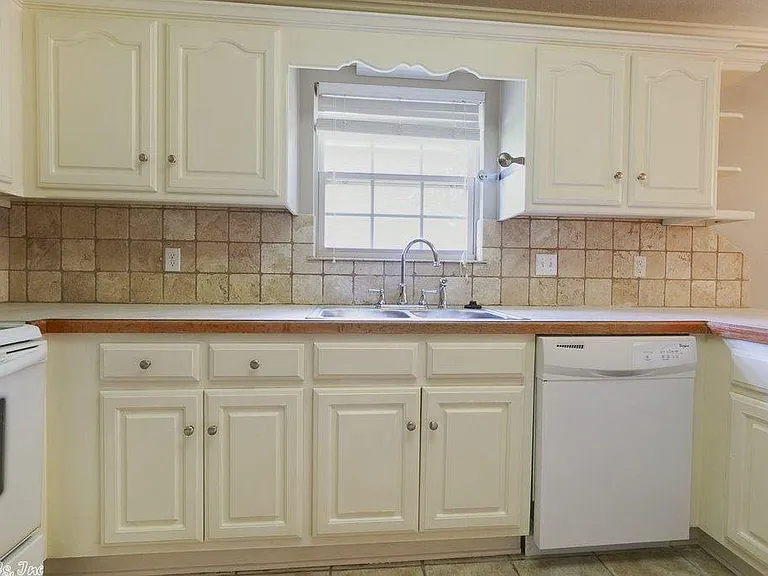 20 Twin Lakes Dr — Photo 6