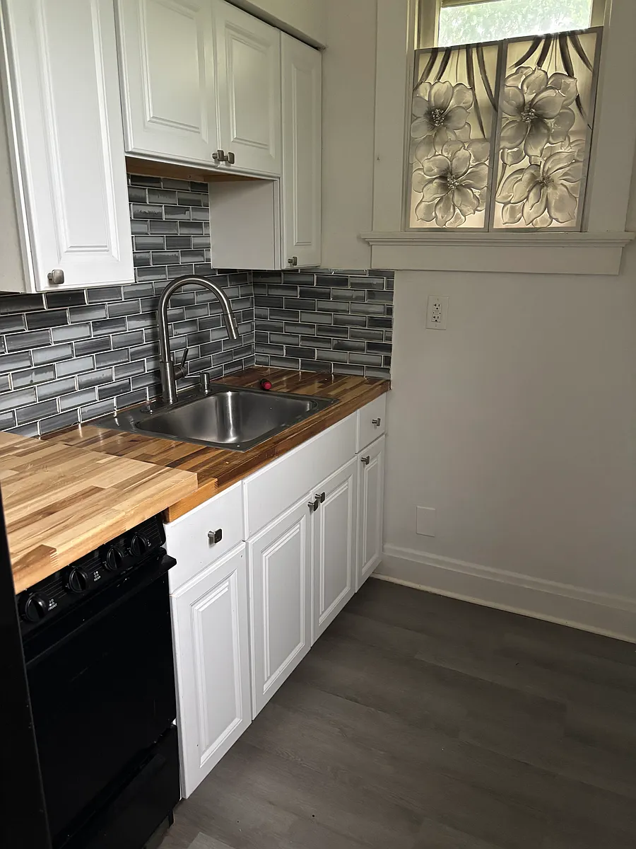 Building Photo - 264 N Cooper Ave #2