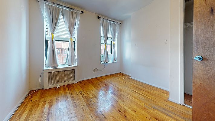 1st image of 1731 2nd Ave APT 5FS