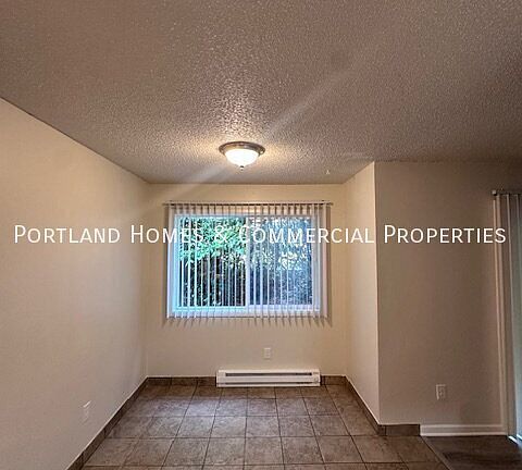 4th image of 15782 SE Division St #13