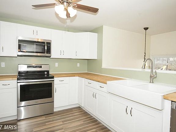 5th image of 886 Avon Dr