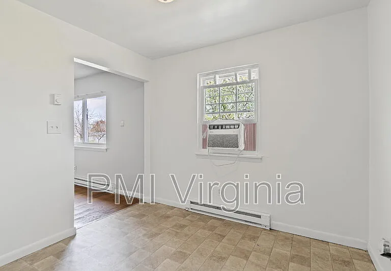 2421 Courtney Ave #3 — Photo 4