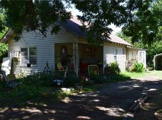 2016 W Texas Ave, Chickasha, OK 73018