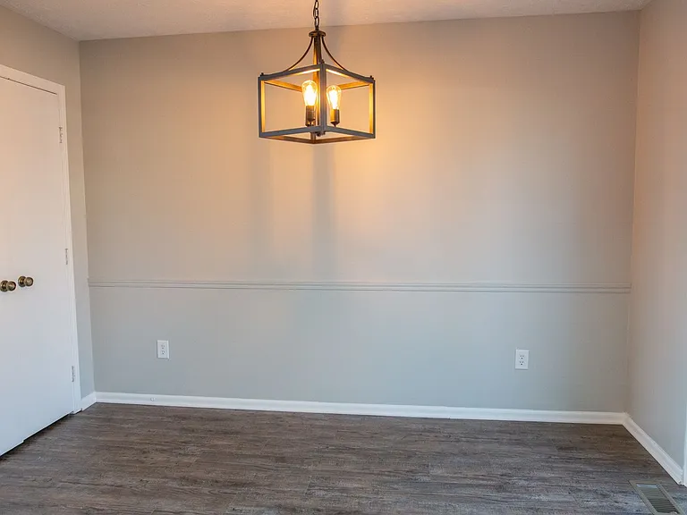 7778 Deercrest Ct — Photo 11