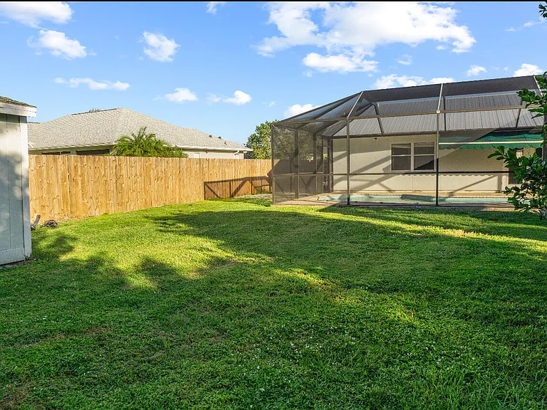 2230 SE Dill Ln — Photo 11