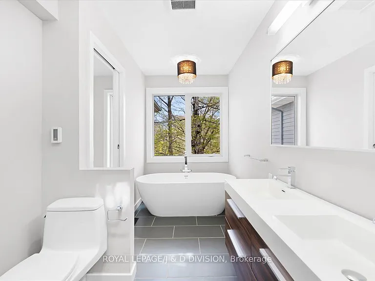 73 Astley Ave — Photo 20
