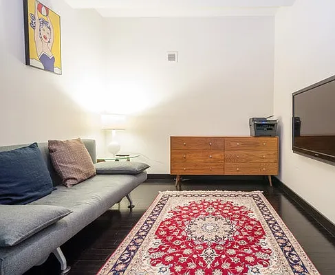 Rented by Real Easy LLC | media 113